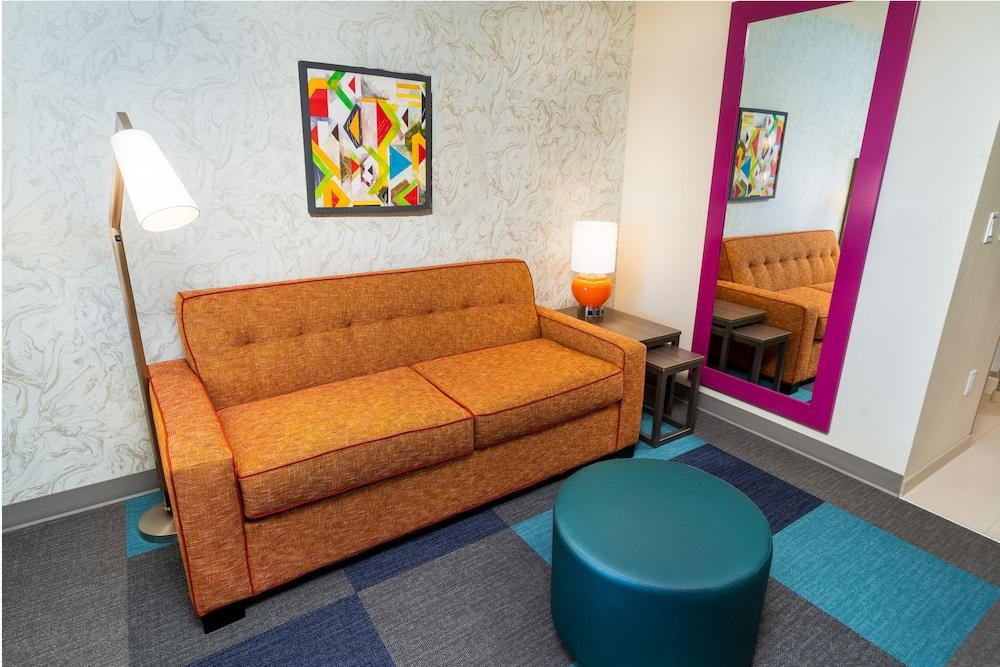 Home2 Suites Bakersfield Eksteriør billede
